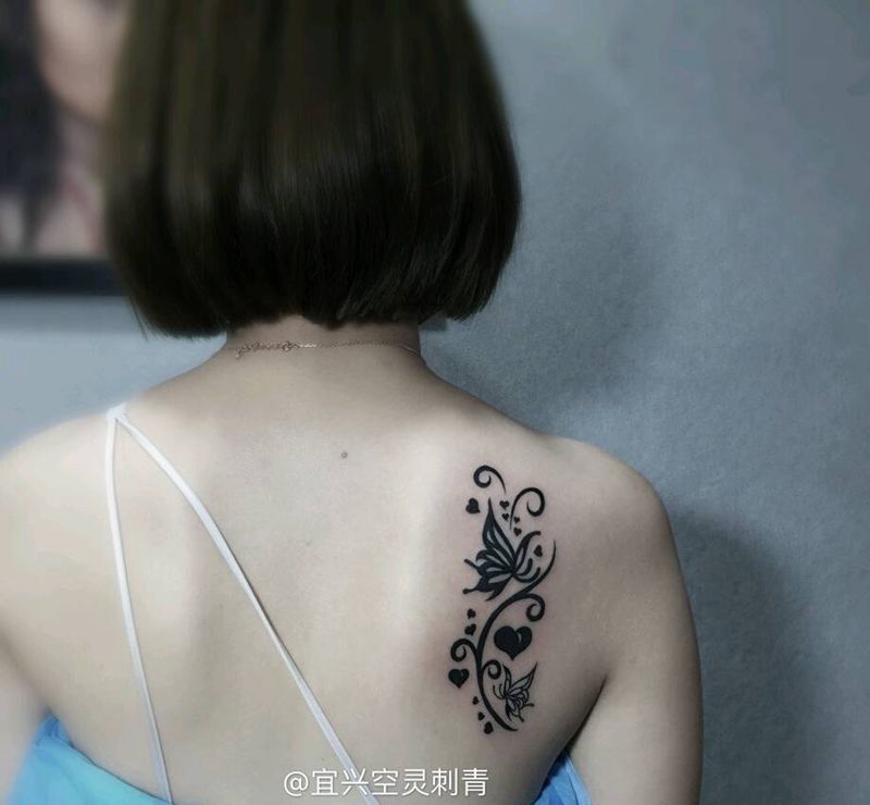 蝶图腾纹身图片