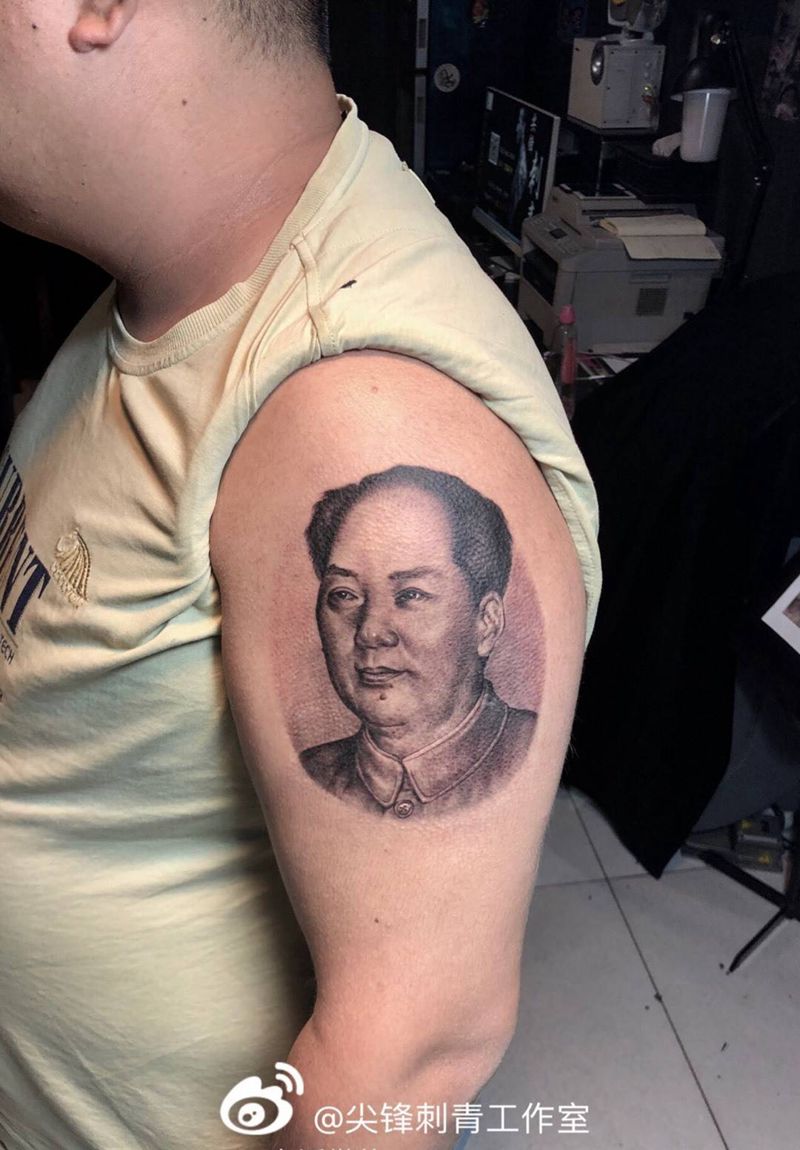 肖像纹身图片_成品手臂写实人物纹身图案