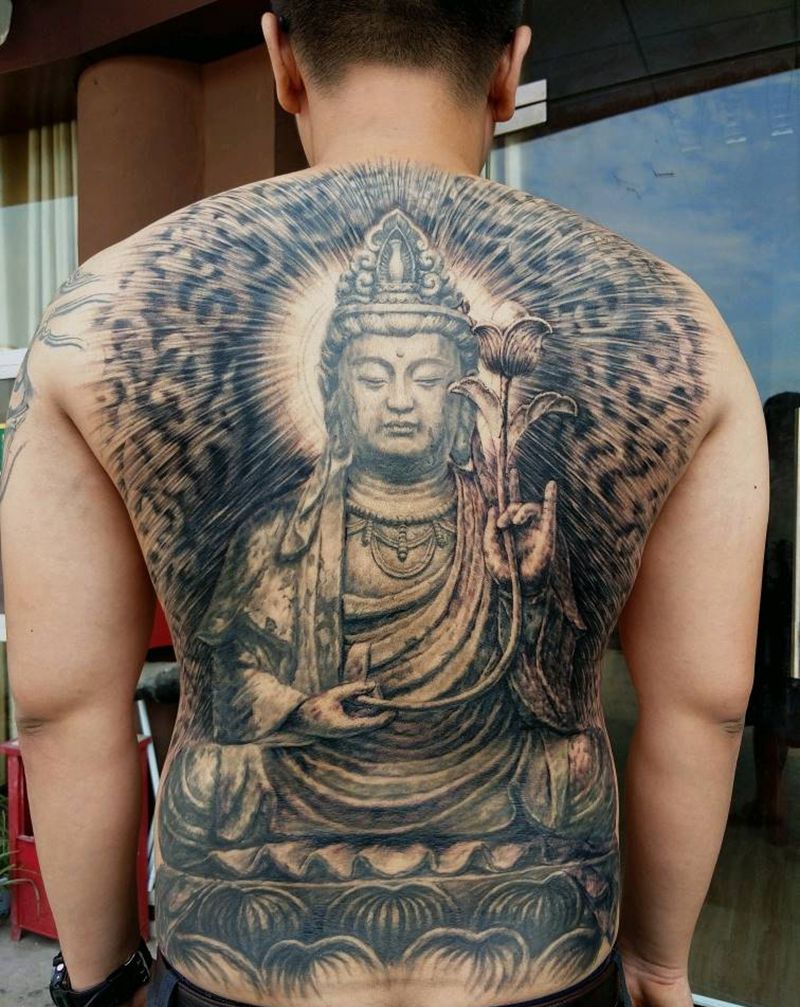 满背佛纹身图片
