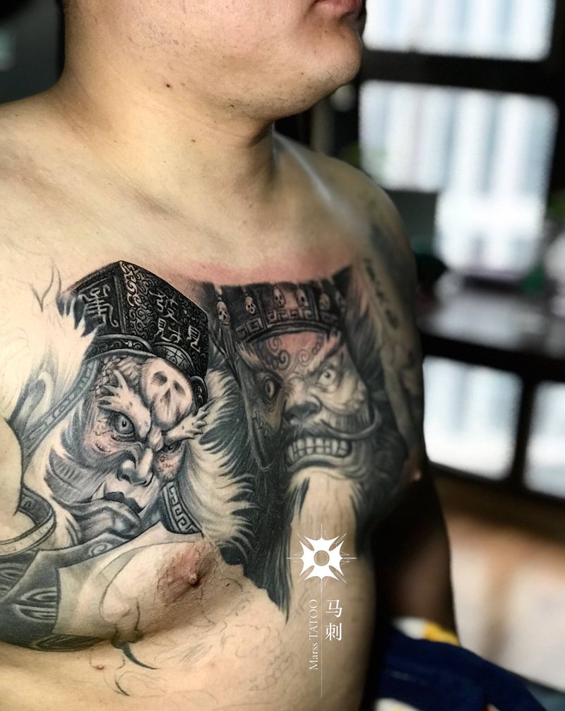 黑白无常纹身图片_胸部纹身图案