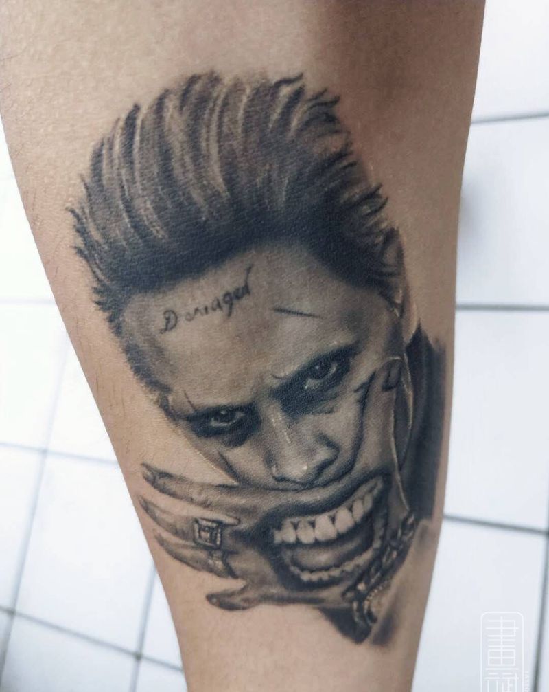 小丑纹身图片_手臂欧美写实莱托少爷小丑自杀小队纹身图案