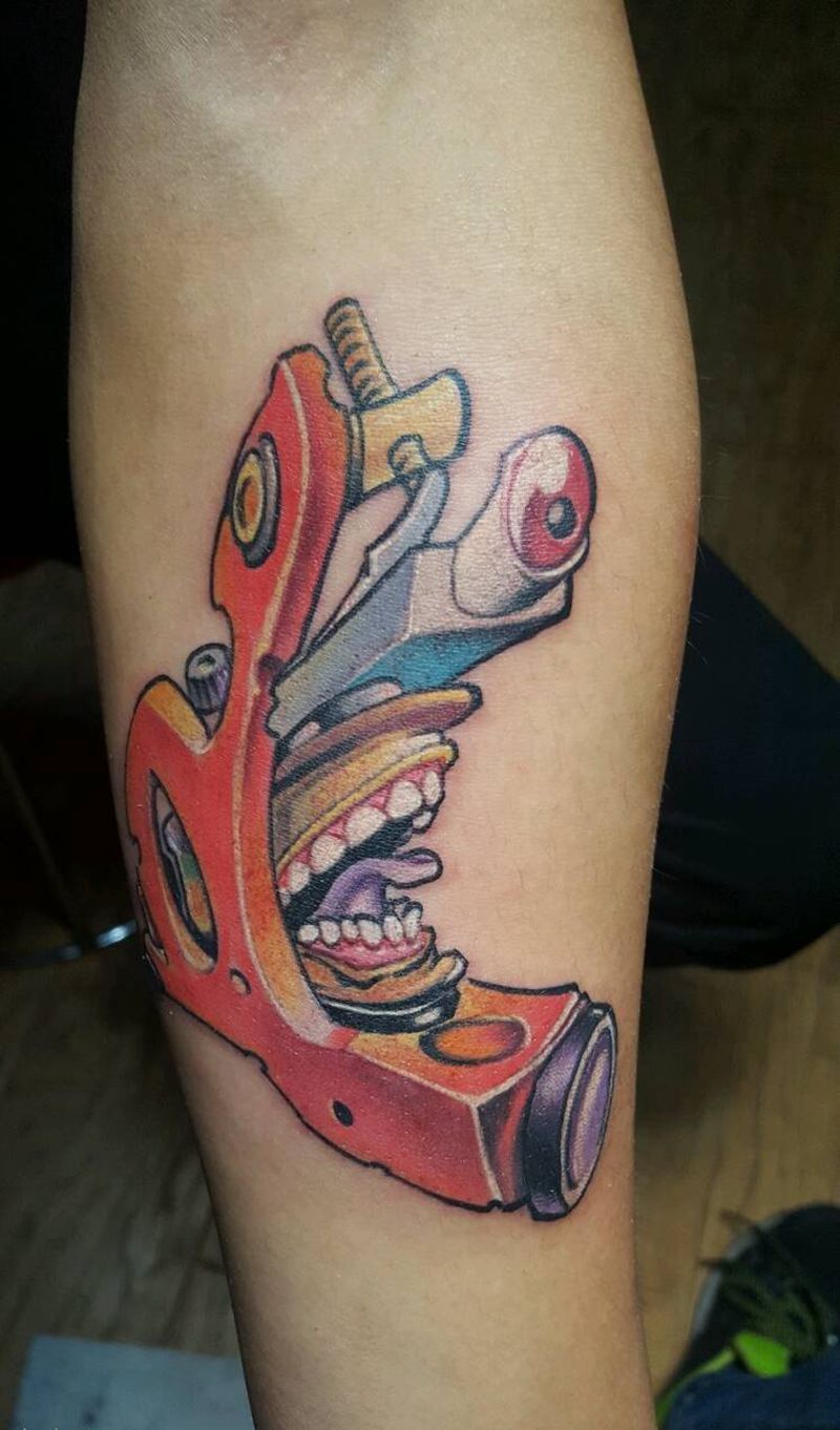 变异纹身机纹身图片_手臂欧美原创成品纹身图案