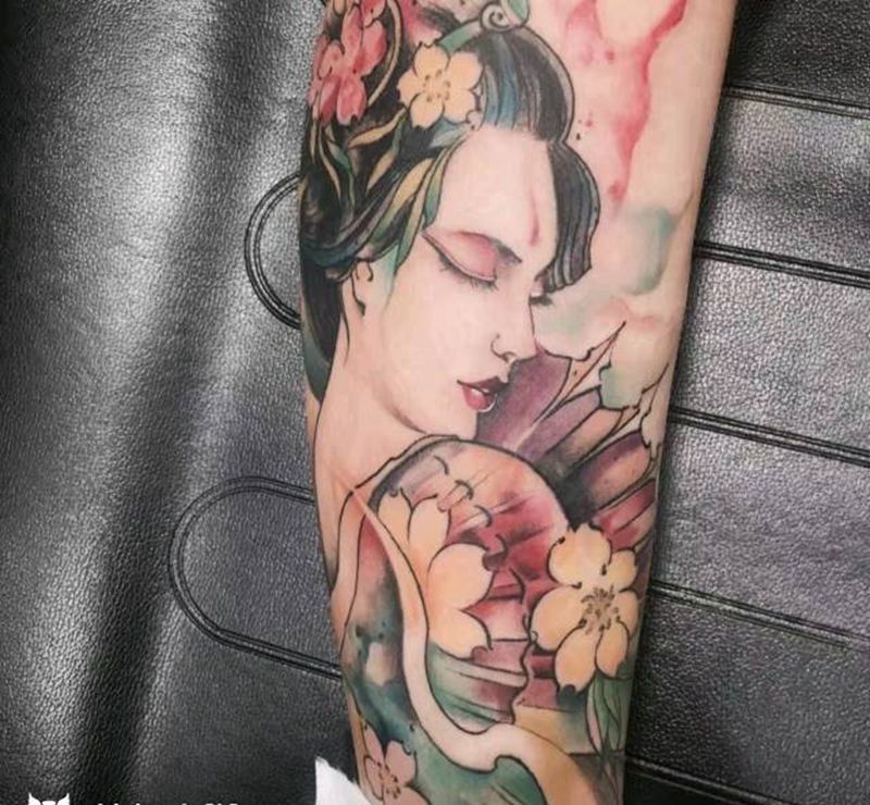 艺妓纹身图片_腿部传统人物成品纹身图案