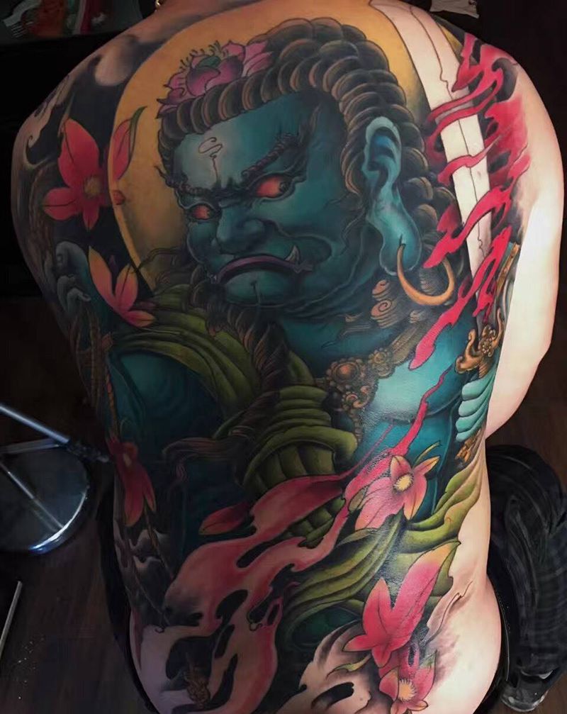 不动明王纹身图片