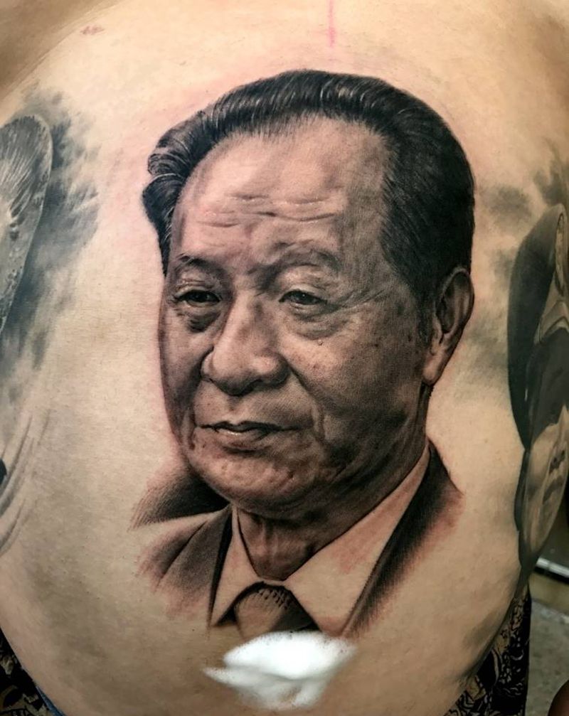 胡纹身图片_腹部欧美肖像写实成品纹身图案