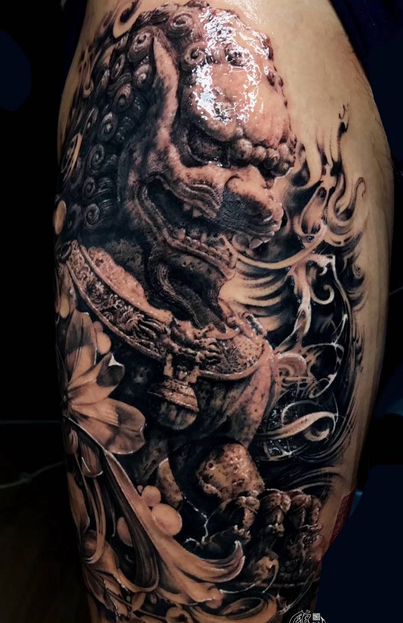 石雕石狮纹身图片_腿部欧美写实纹身图案