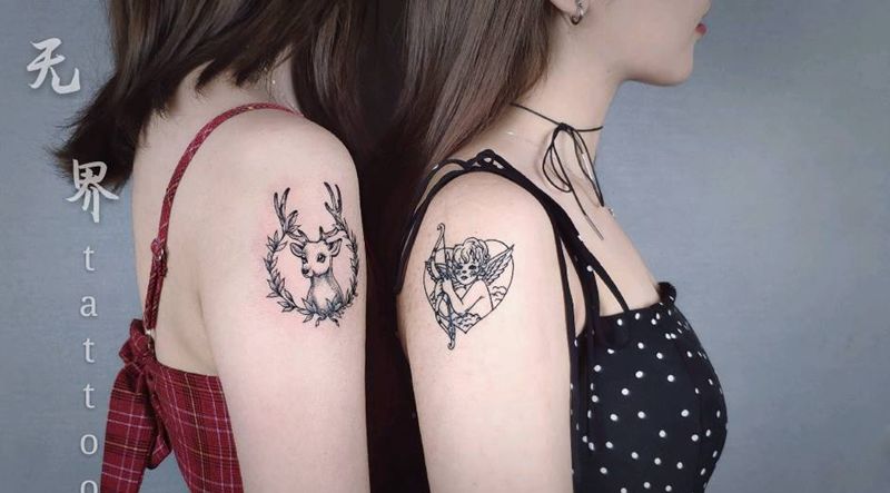 小鹿纹身图片_手臂肩部点刺素花鹿小清新纹身图案