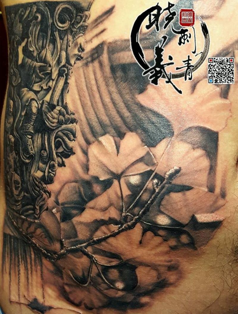 幻纹身图片_腹部欧美写实植物原创成品纹身图案