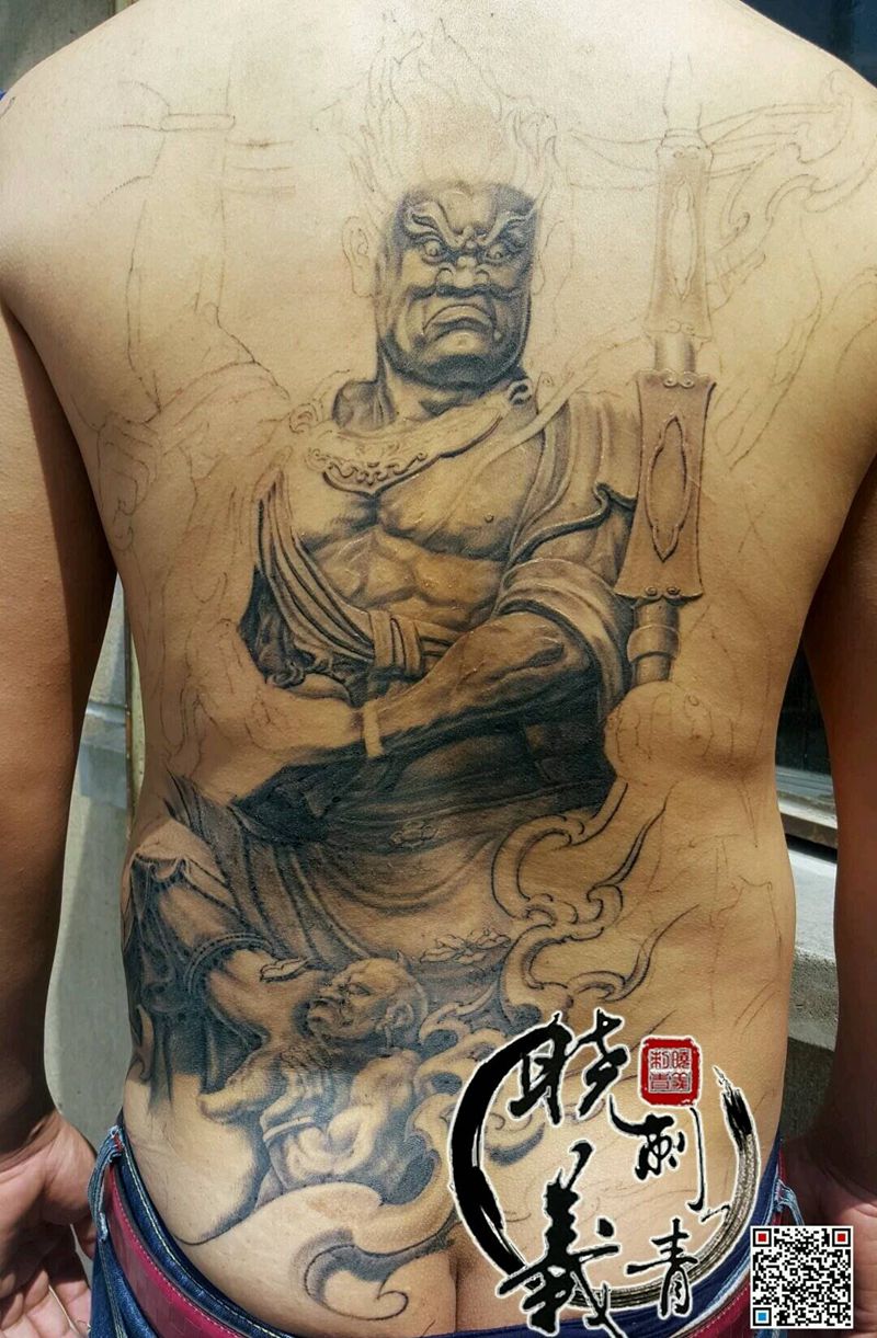 不动冥王纹身图片_背部传统宗教原创纹身图案