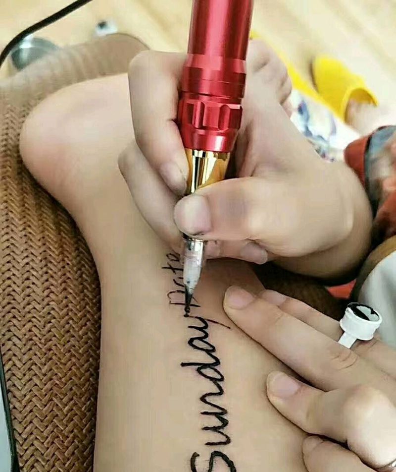 翅膀素材遮盖图纹身图片_腿部原创成品纹身图案