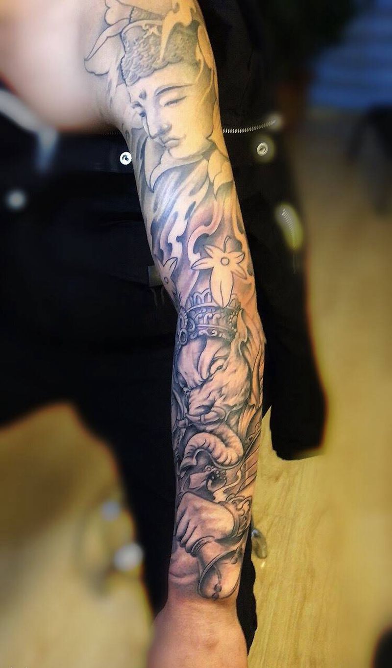 花臂拼接纹身图片