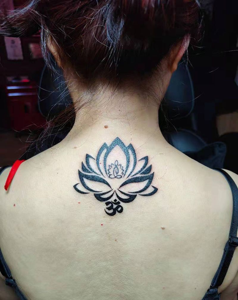 图腾纹身图片_背部纹身图案