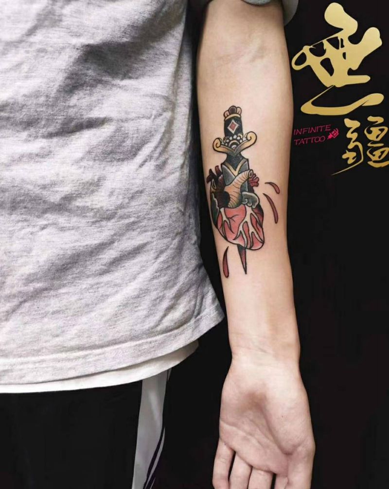 。纹身图片_手臂Old School心脏纹身图案