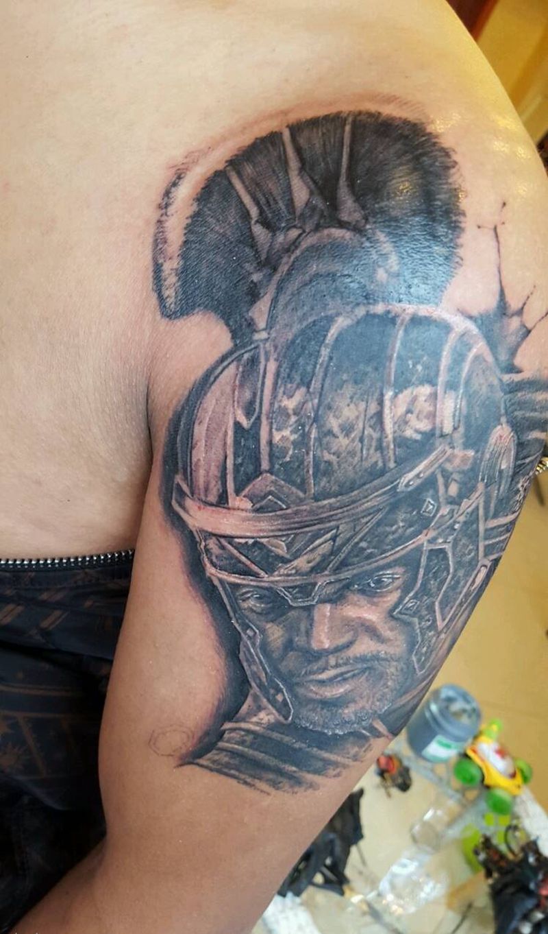 勇士纹身图片_手臂欧美肖像写实人物原创纹身图案