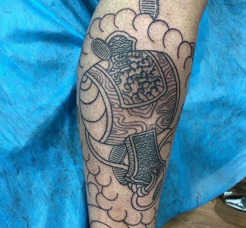 日式包小腿福锤菊花纹身图片_腿部脚部老传统纹身图案