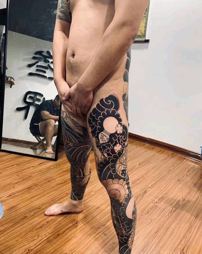 日式花腿纹身图片_脚部腿部老传统纹身图案