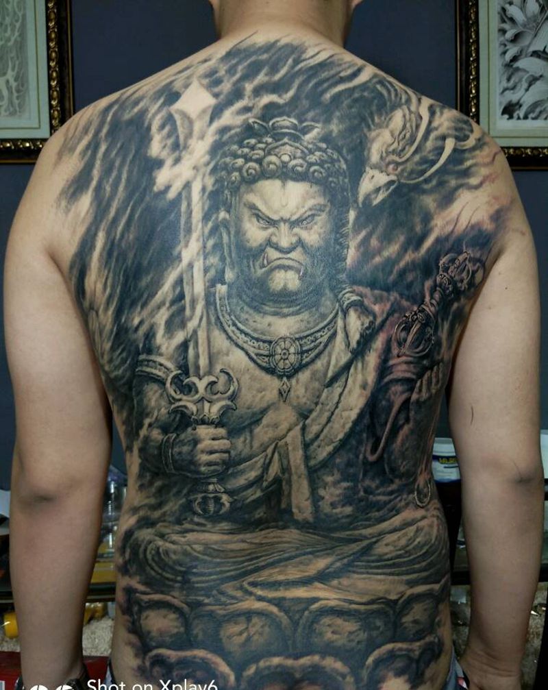 不动明王纹身图片_背部欧美传统写实宗教原创石雕成品纹身图案