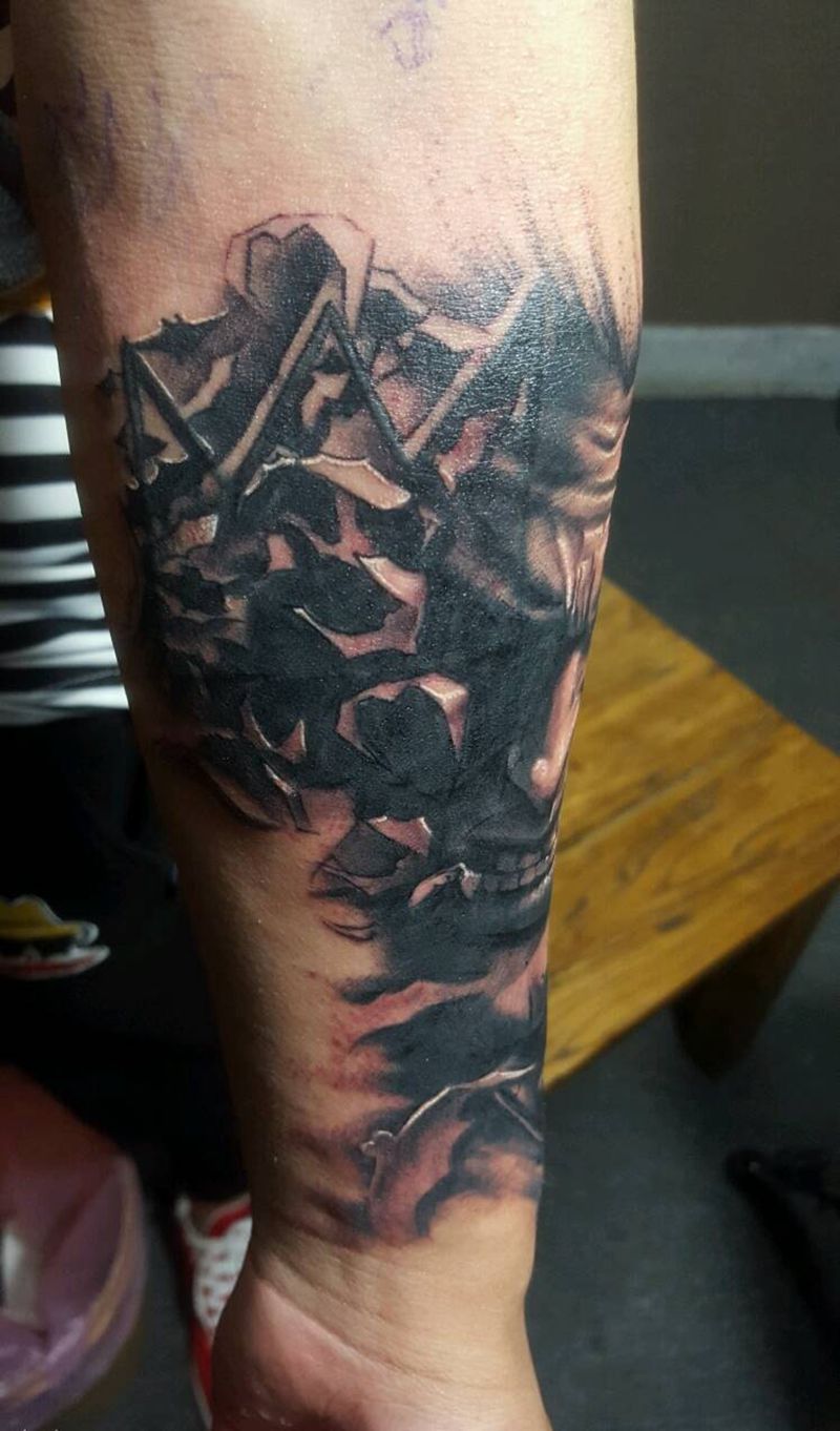 小丑纹身图片_手臂欧美肖像人物成品纹身图案