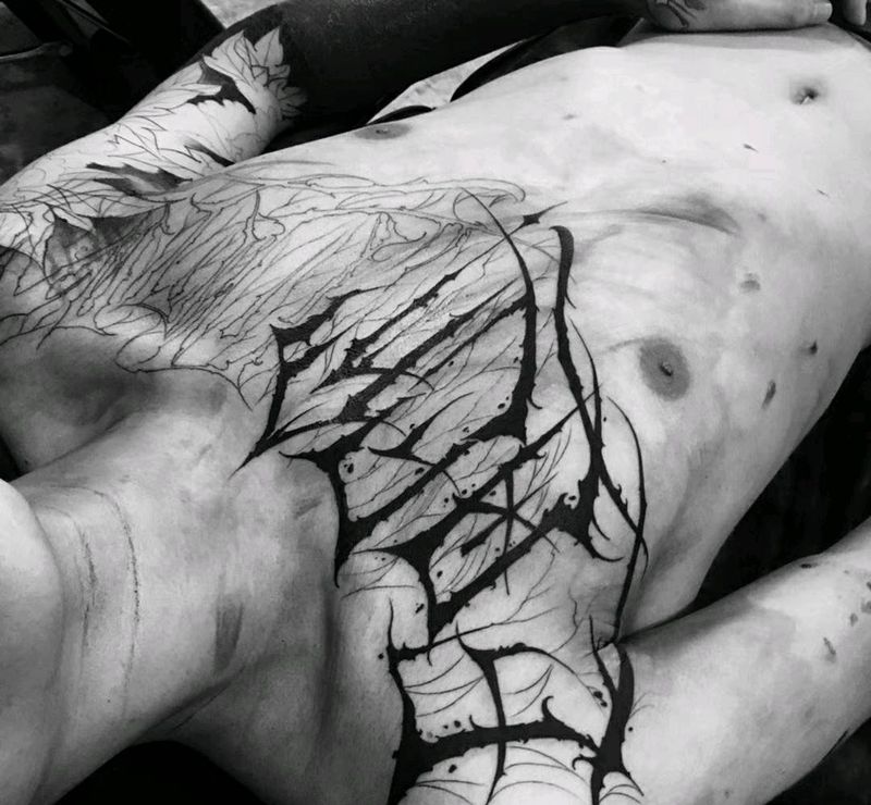 奇卡诺花胸 未完纹身图片