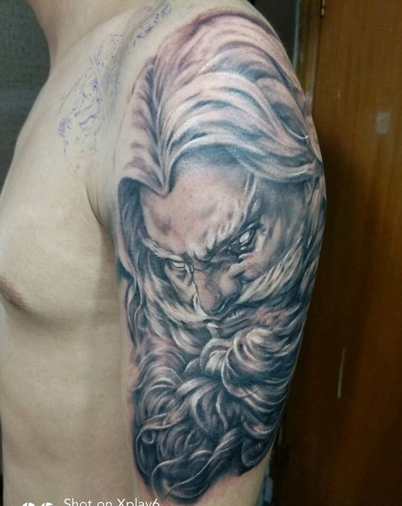 宙斯纹身图片_手臂欧美写实原创成品纹身图案