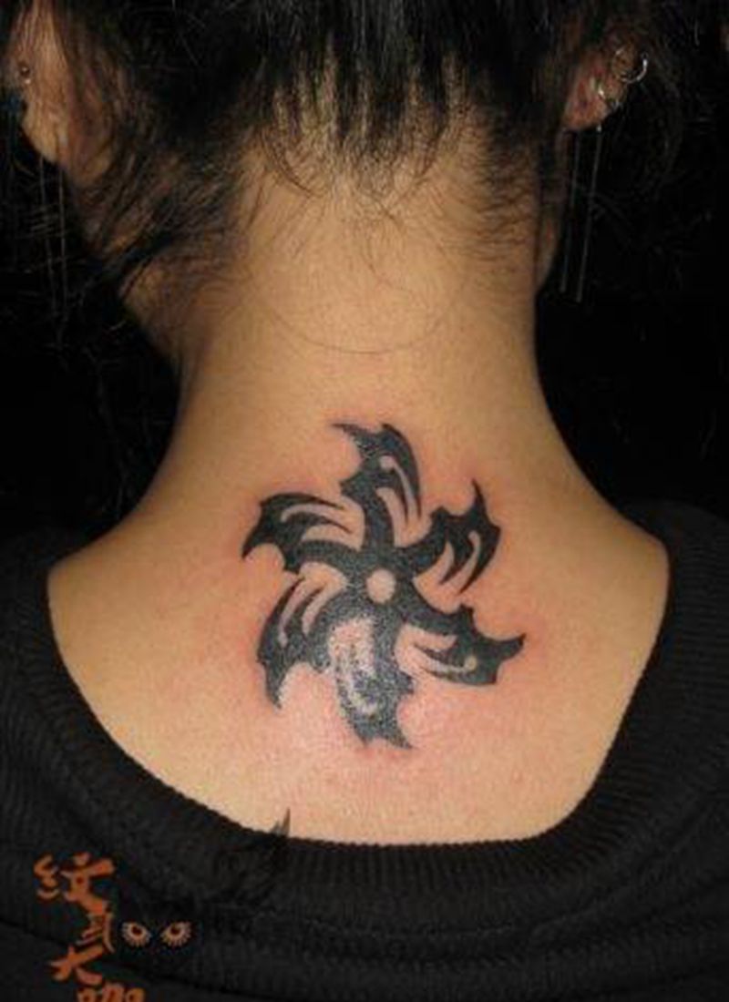 转运轮纹身图片_成品颈部传统图腾纹身图案