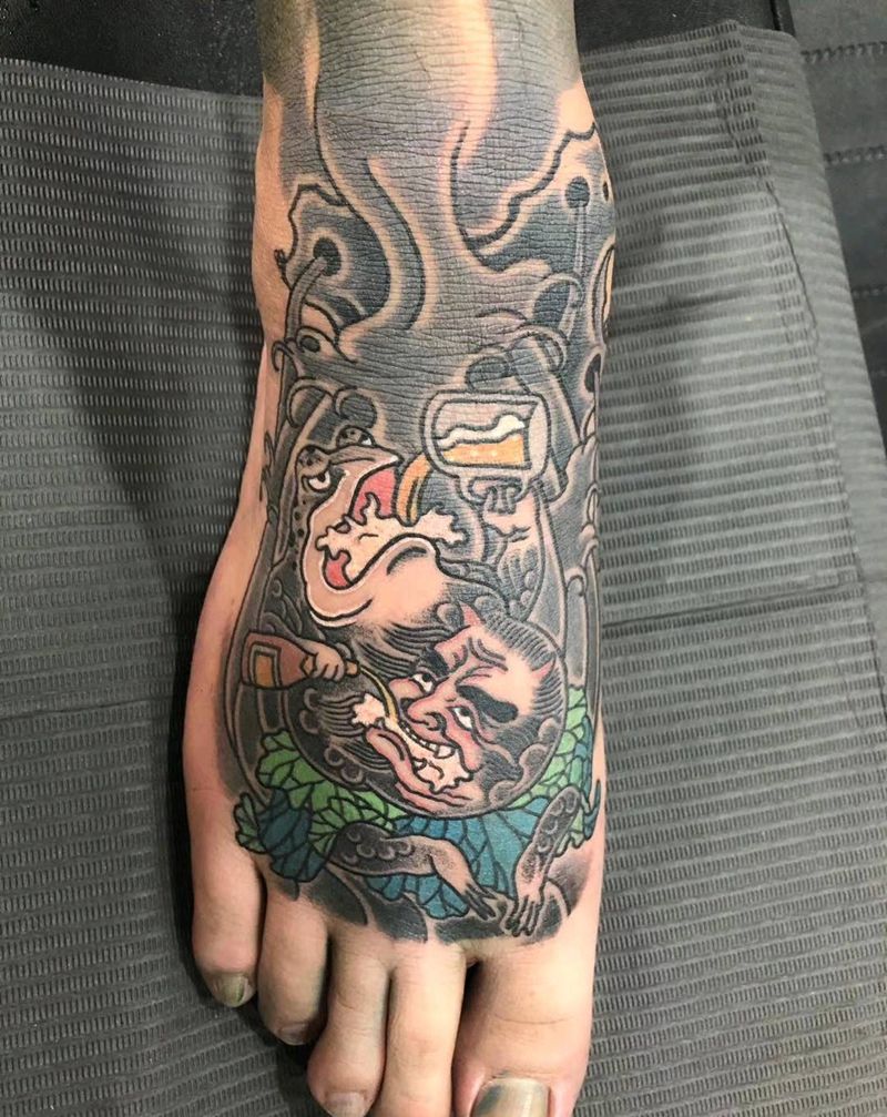 日式蛤蟆纹身图片_腿部脚部老传统纹身图案