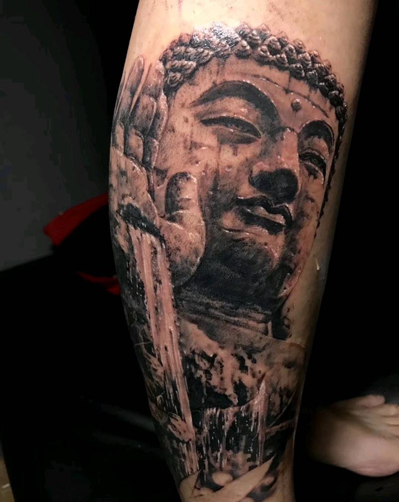 石雕佛纹身图片_脚部欧美写实纹身图案