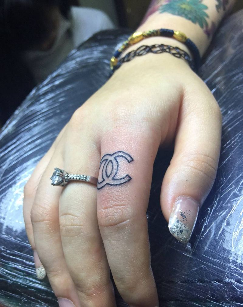 香奈儿纹身图片