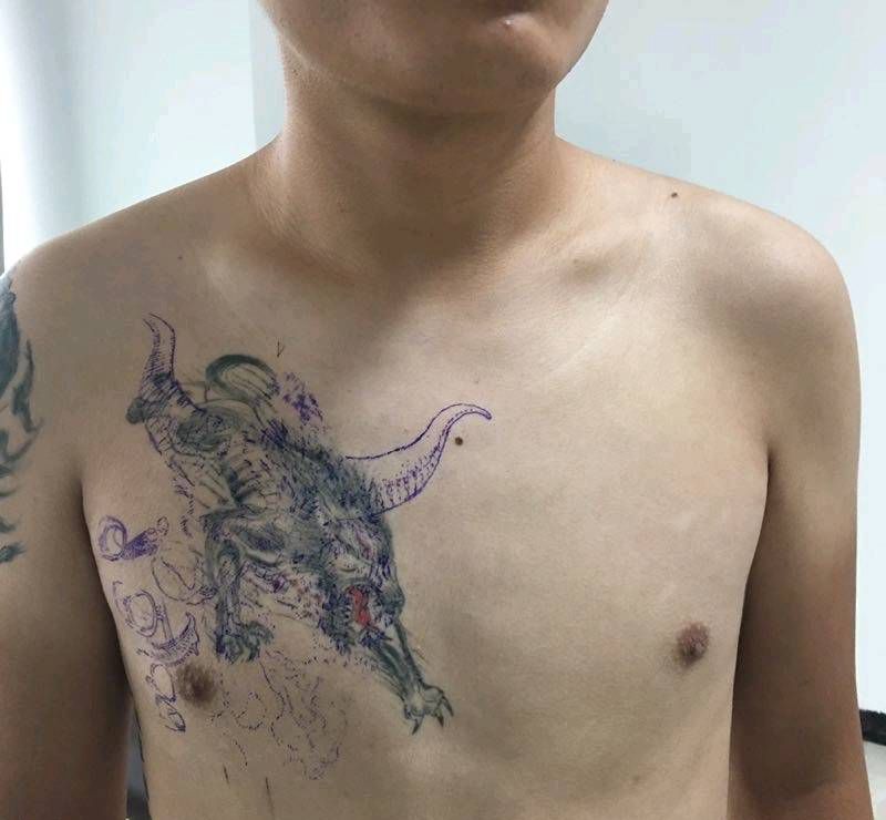 孙悟空大战牛魔王救紫霞仙子纹身图片