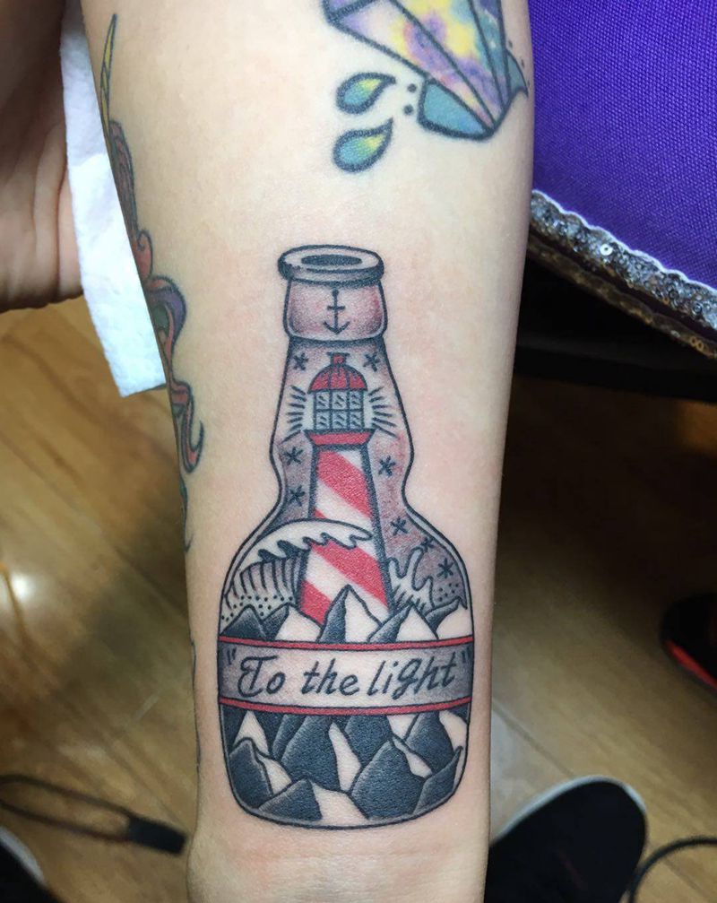 花瓶纹身图片_手臂纹身图案