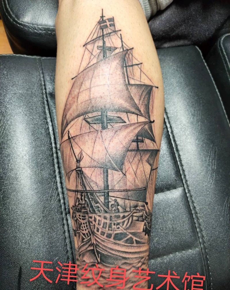 一帆风顺纹身图片_腿部纹身图案