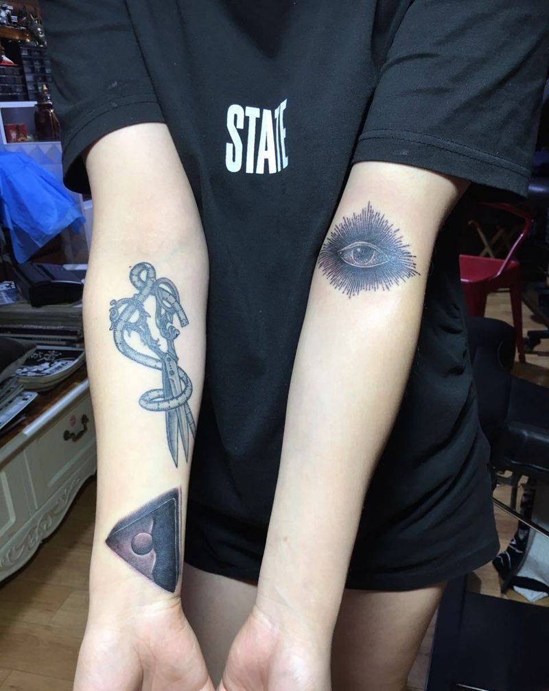三个纹身图片