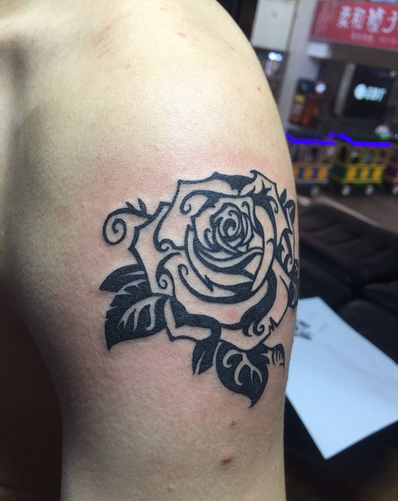 图腾花纹身图片