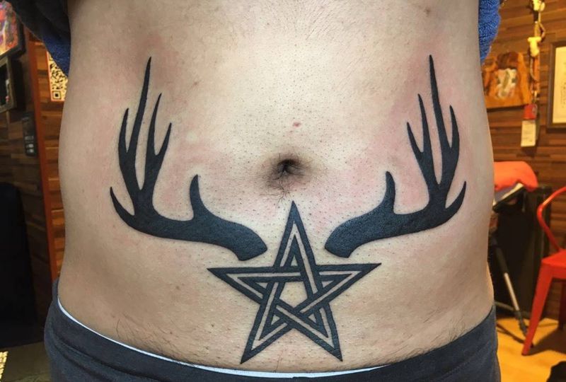 鹿角纹身图片