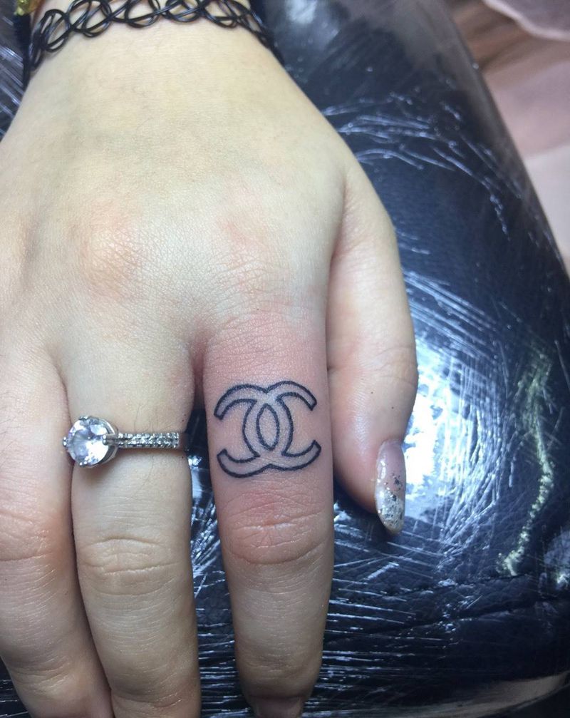 香奈儿纹身图片