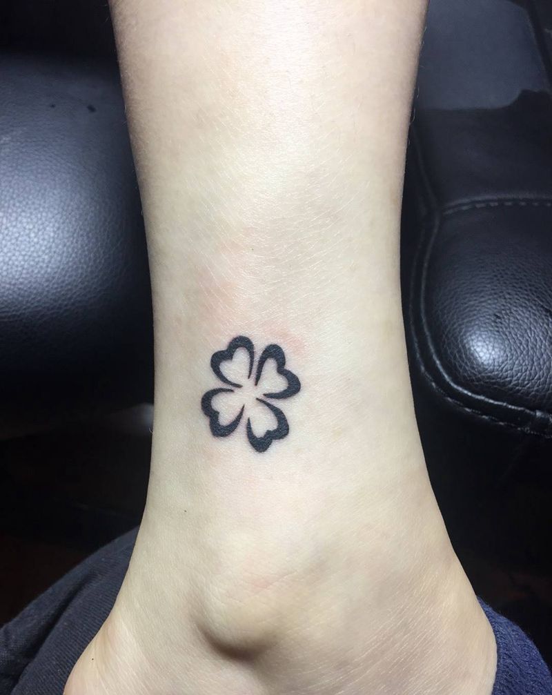 四叶草纹身图片