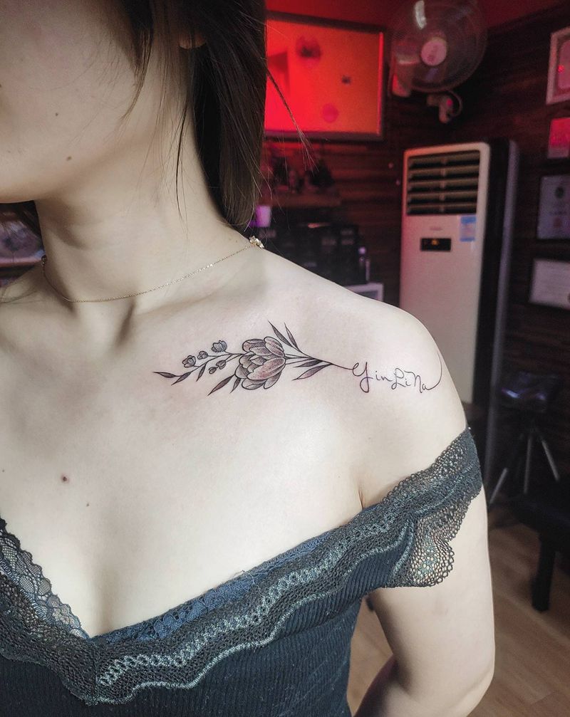 花纹身图片_肩部纹身图案