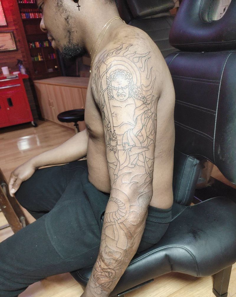 线条纹身图片_手臂纹身图案