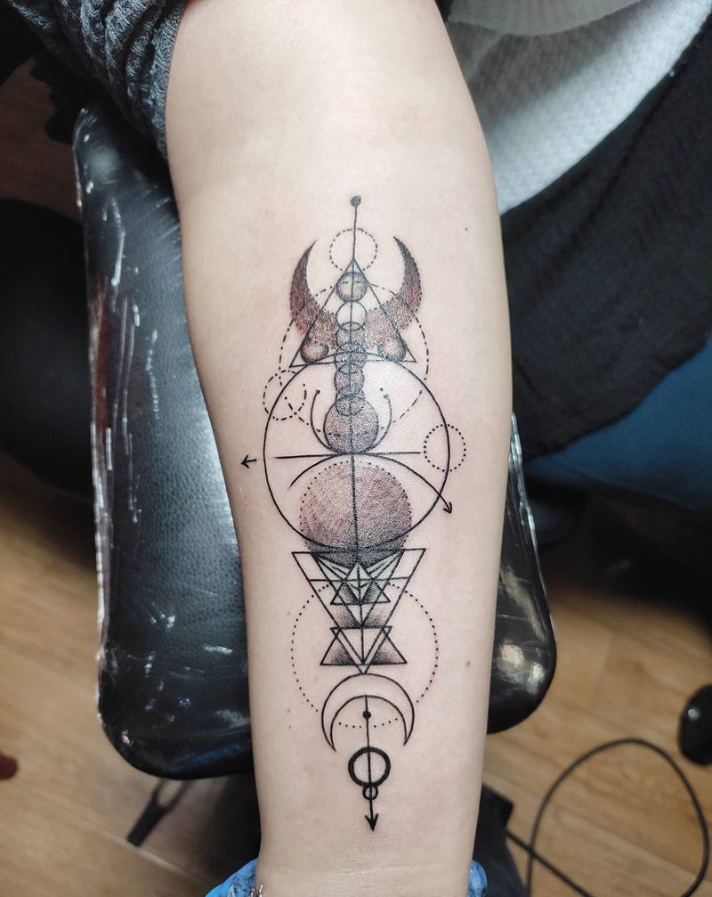 几何纹身图片_手臂纹身图案