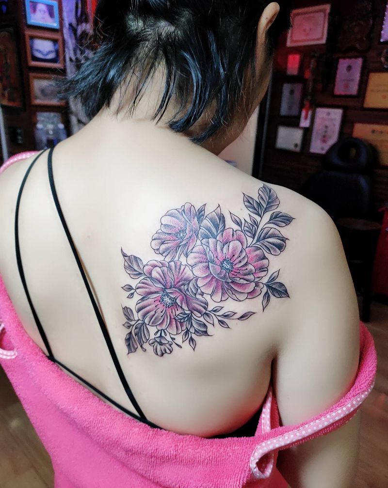 素花纹身图片_背部纹身图案