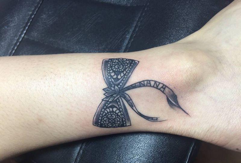 蝴蝶结纹身图片