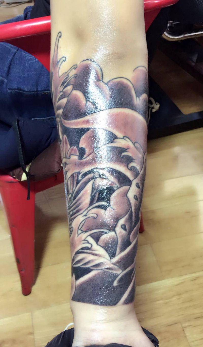 包小臂纹身图片