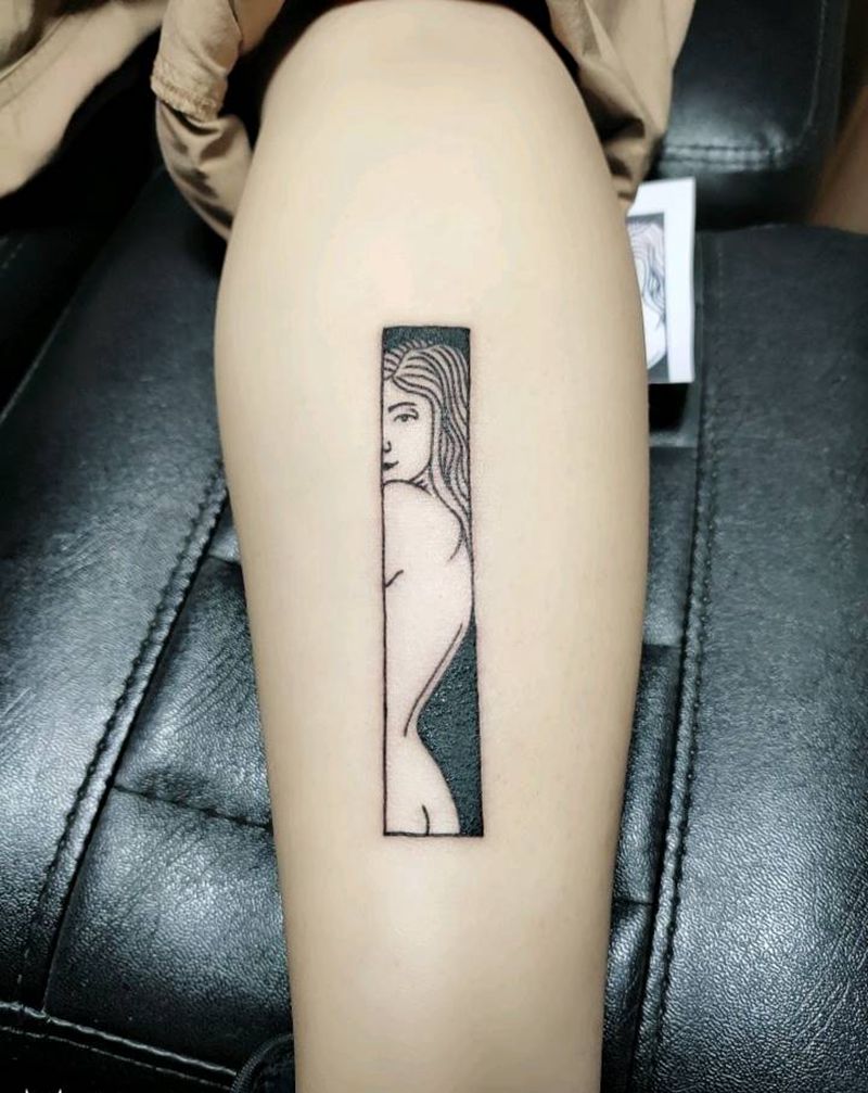 美女纹身图片_腿部纹身图案