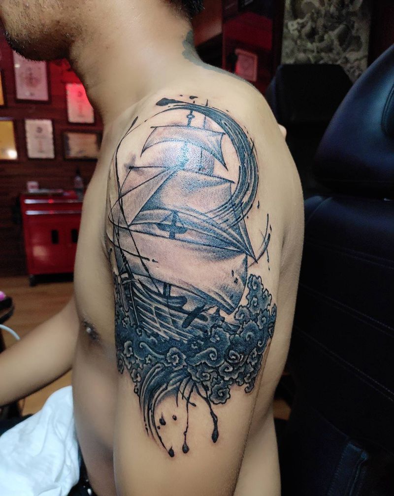 一帆风顺纹身图片_手臂纹身图案