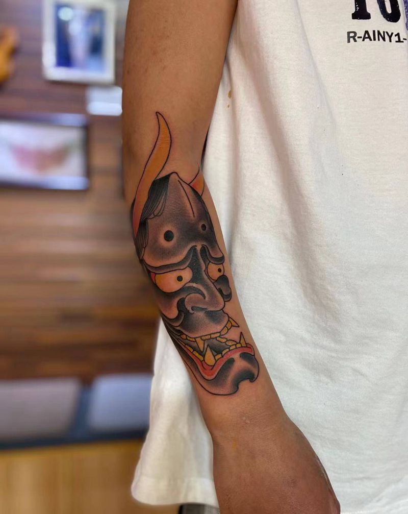 班若纹身图片_手臂纹身图案