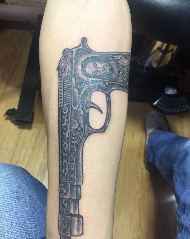 枪纹身图片