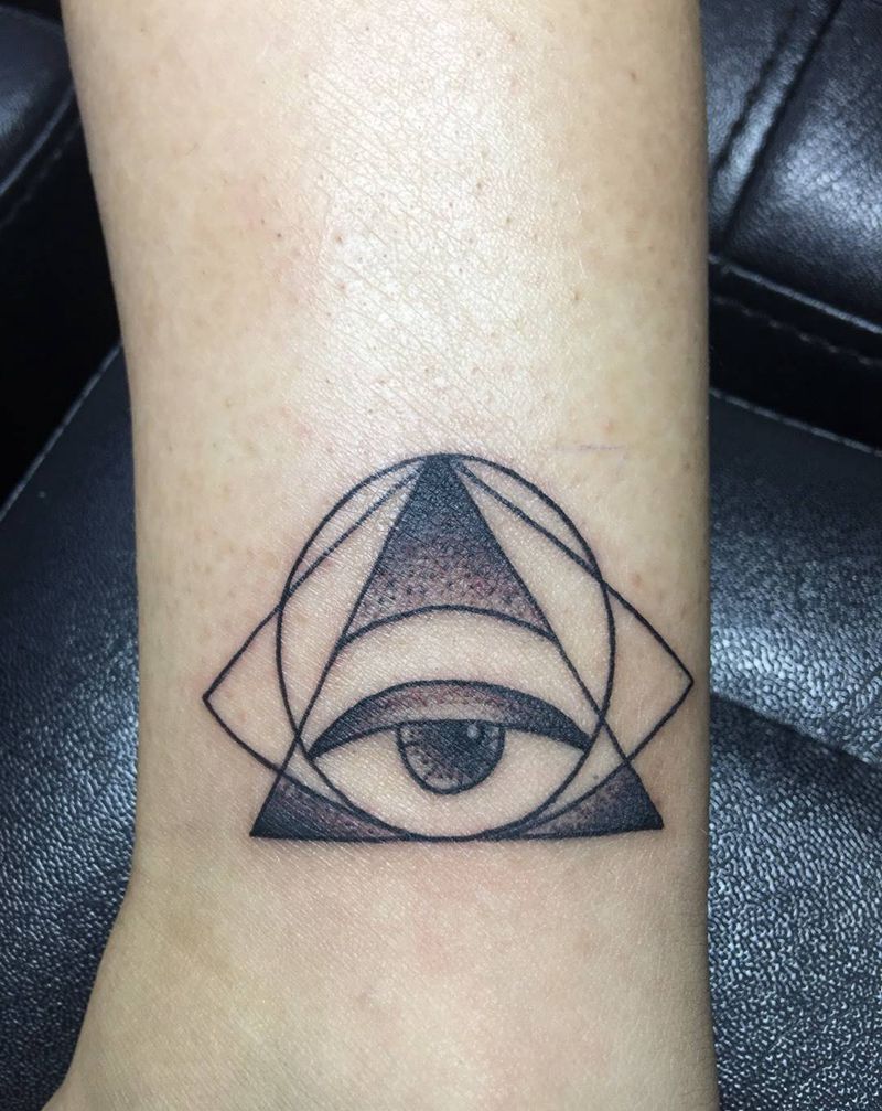 上帝之眼纹身图片