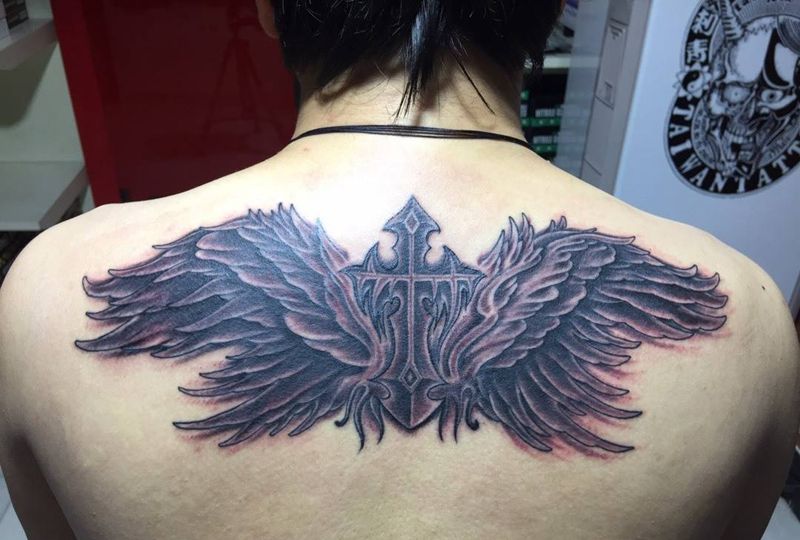 翅膀纹身图片