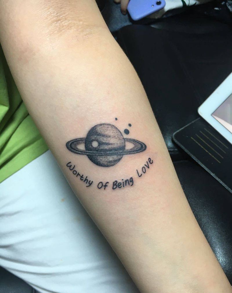 地球纹身图片_手臂纹身图案