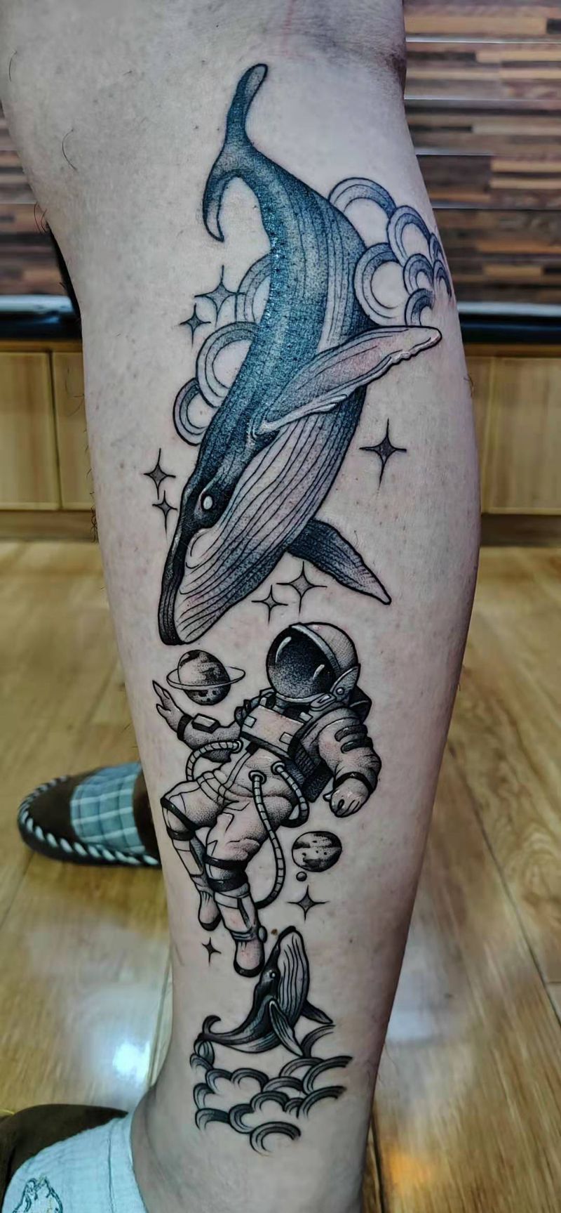 宇航员纹身图片_腿部纹身图案